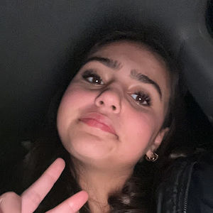 Meet your Posher, Zoe